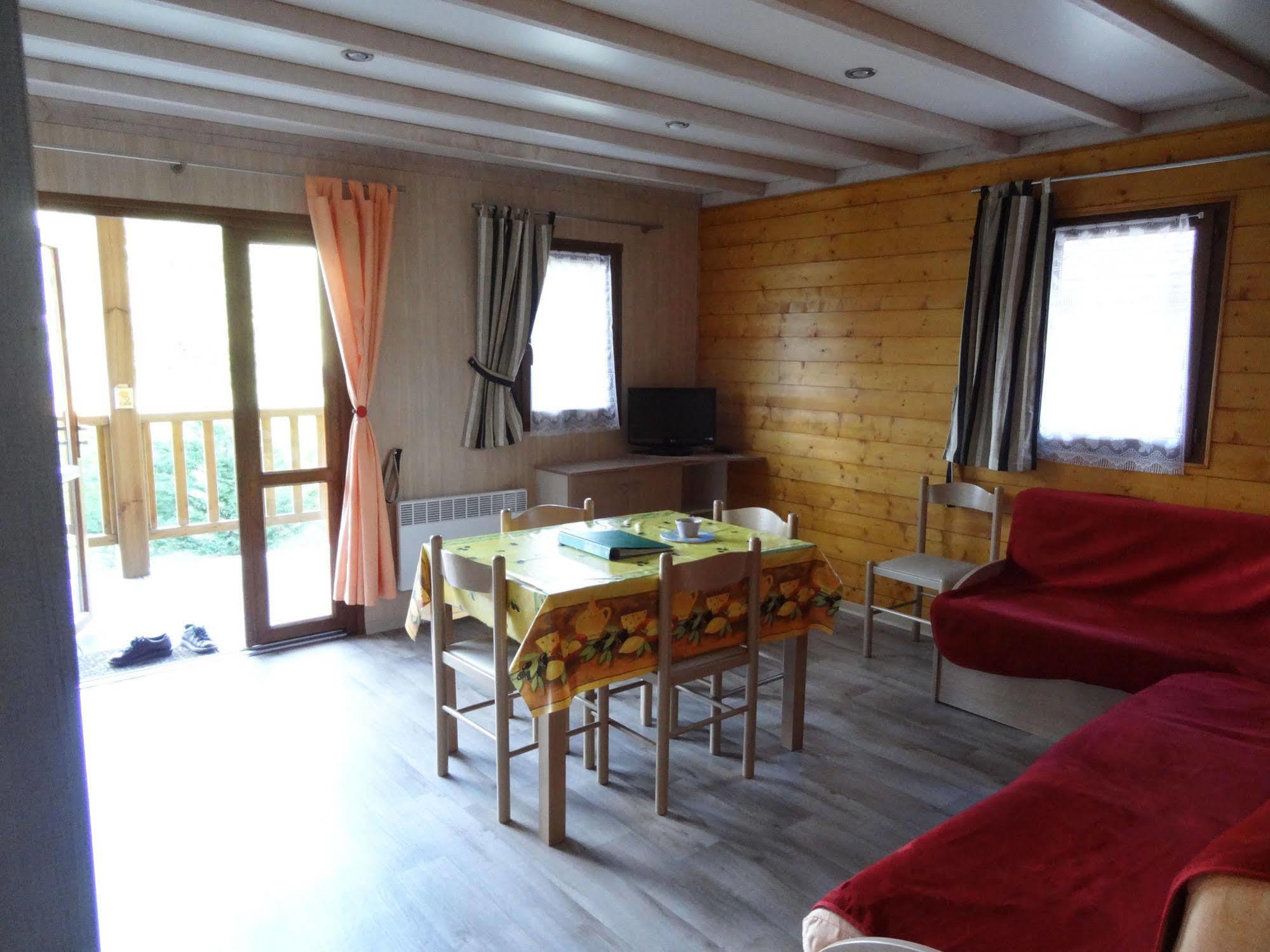 Chalets Du Lac Arcizans-Avant Eksteriør bilde