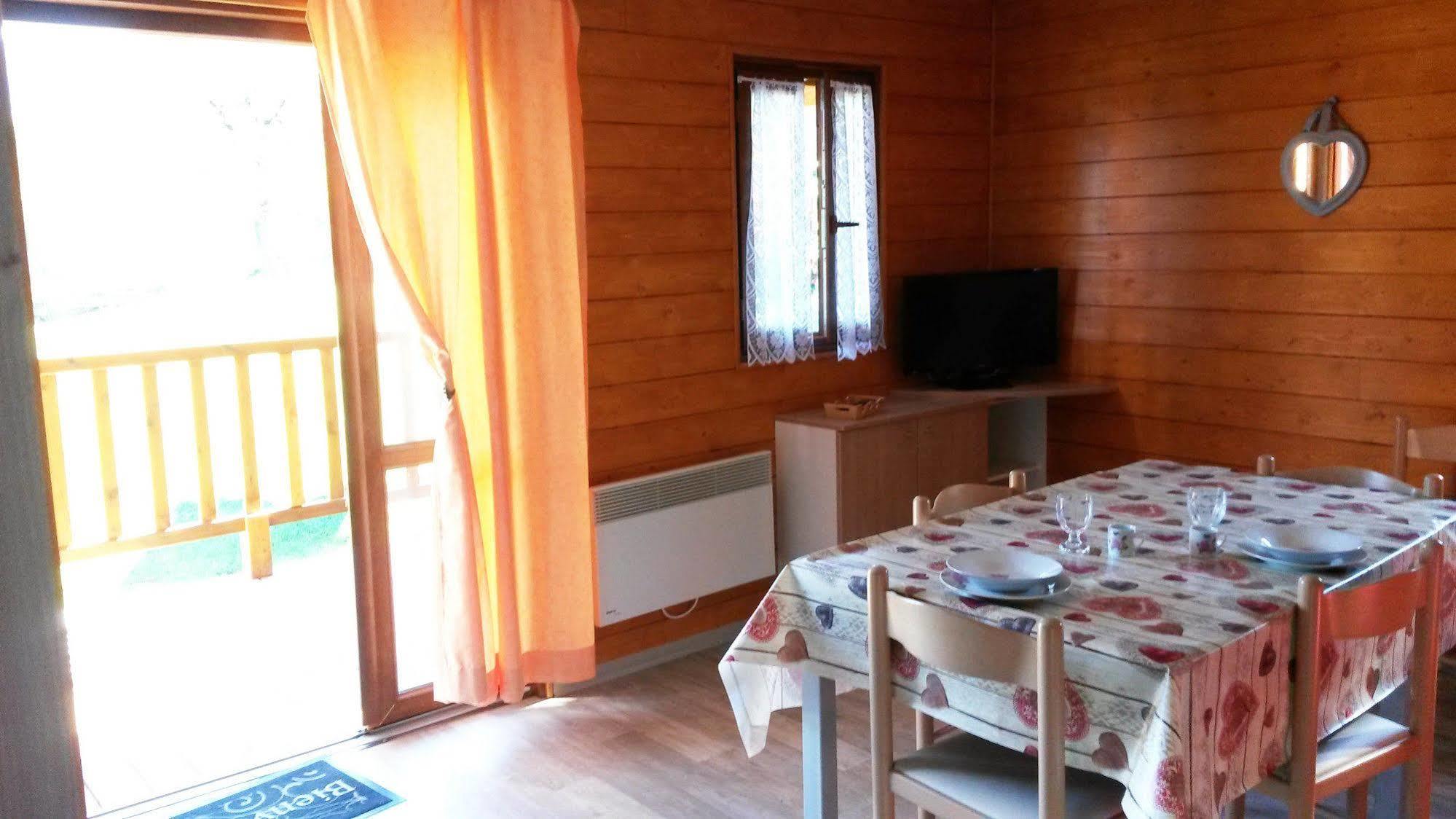 Chalets Du Lac Arcizans-Avant Eksteriør bilde